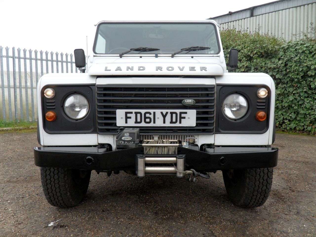 A 2012 LAND ROVER DEFENDER 2.2 TDCi Hard Top SUV 3dr Diesel Manual 4WD MWB Euro 5 (122 ps) One Owner F A 2012 LAND ROVER DEFENDER 2.2 TDCi Hard Top SUV 3dr Diesel Manual 4WD MWB Euro 5 (122 ps) One Owner F