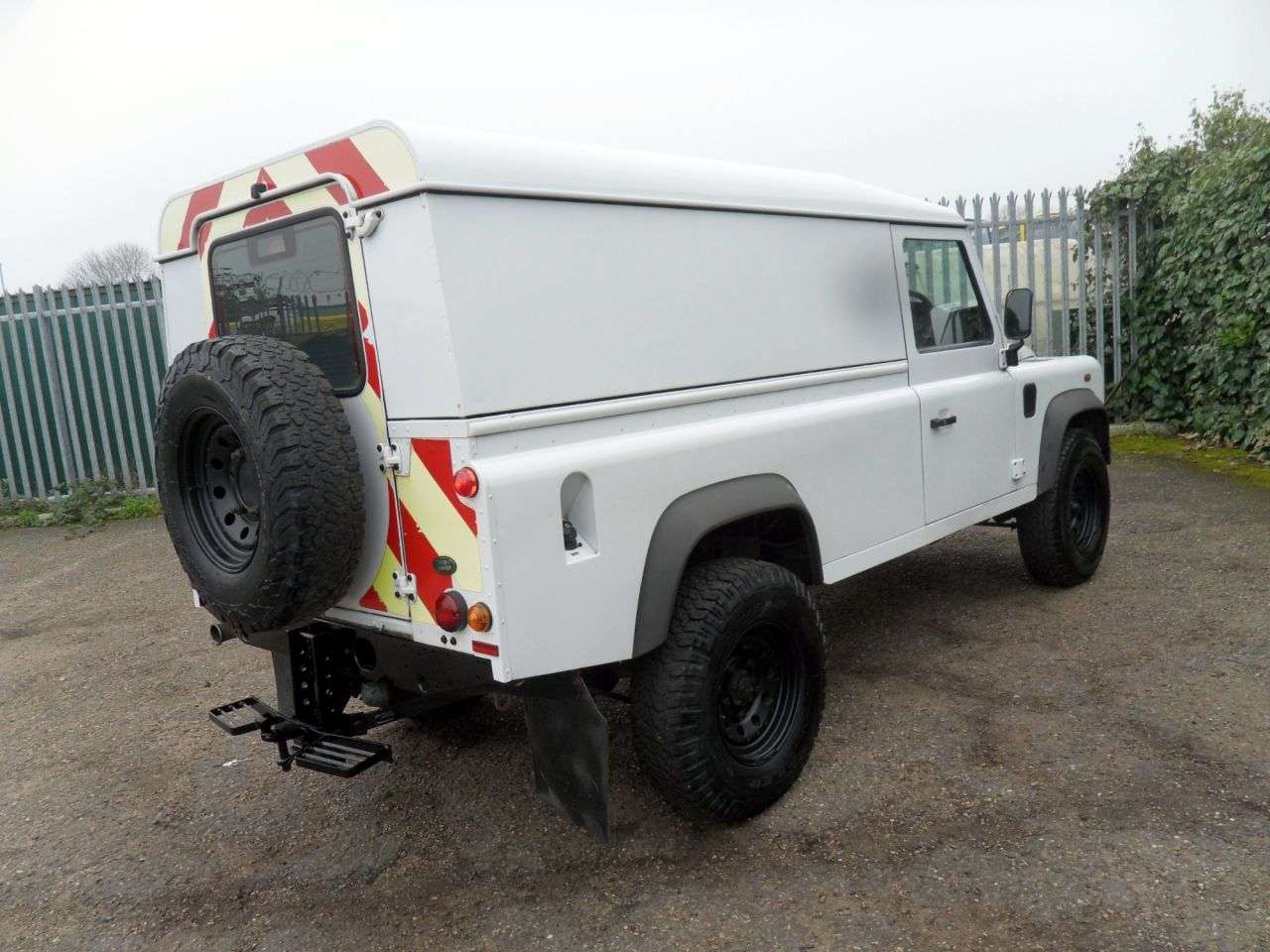 2012 LAND ROVER DEFENDER 2012 LAND ROVER DEFENDER