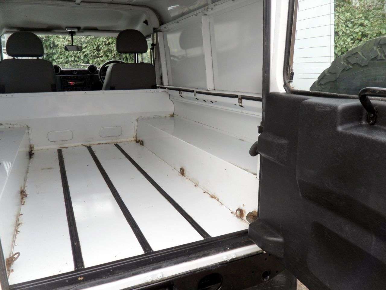 2012 LAND ROVER DEFENDER 2012 LAND ROVER DEFENDER