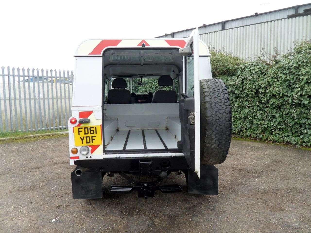 2012 LAND ROVER DEFENDER 2012 LAND ROVER DEFENDER