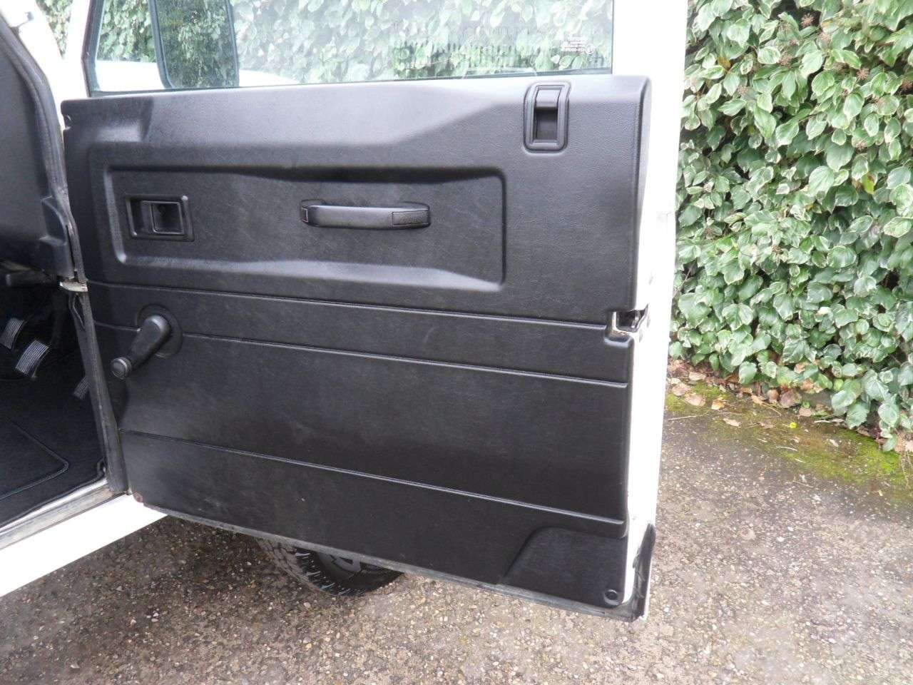 2012 LAND ROVER DEFENDER 2012 LAND ROVER DEFENDER