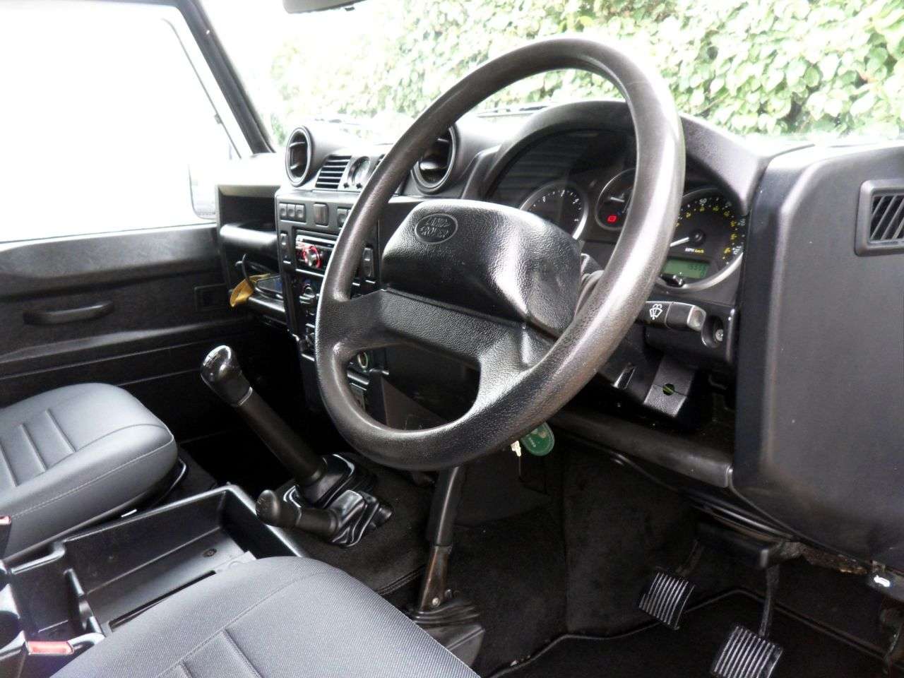 2012 LAND ROVER DEFENDER 2012 LAND ROVER DEFENDER