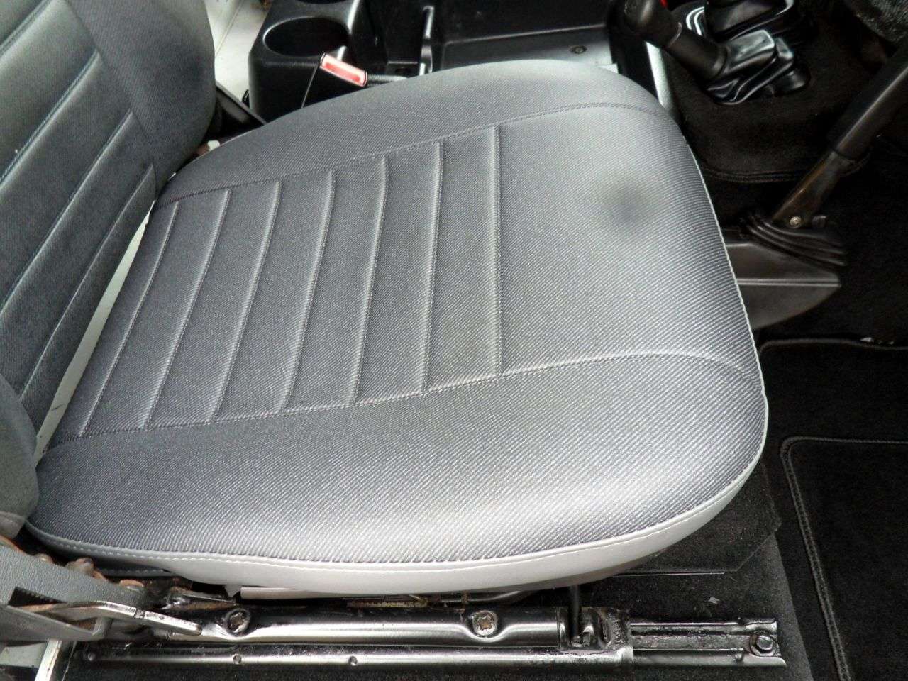 2012 LAND ROVER DEFENDER 2012 LAND ROVER DEFENDER