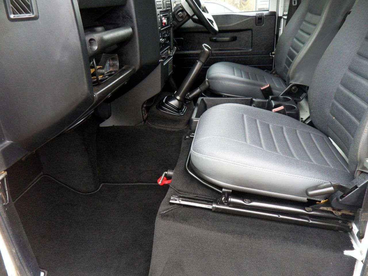 2012 LAND ROVER DEFENDER 2012 LAND ROVER DEFENDER