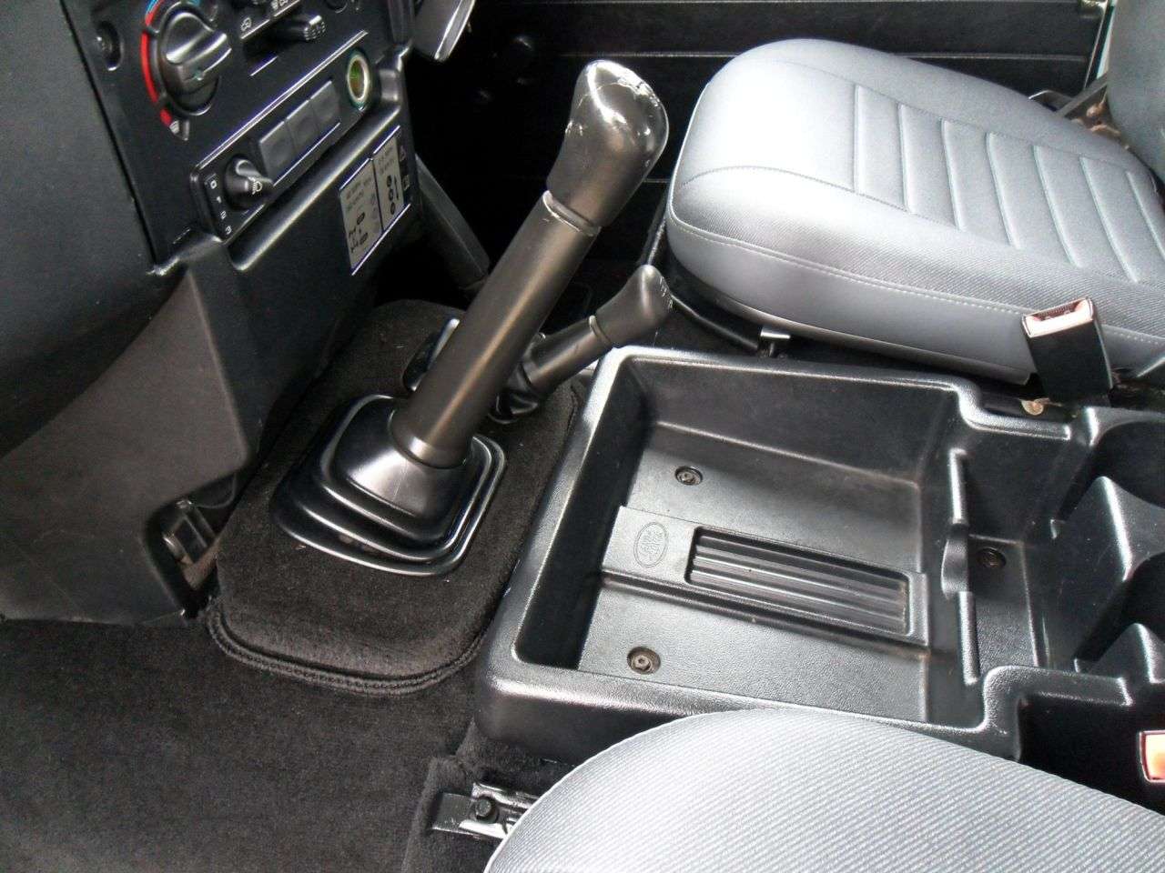 2012 LAND ROVER DEFENDER 2012 LAND ROVER DEFENDER