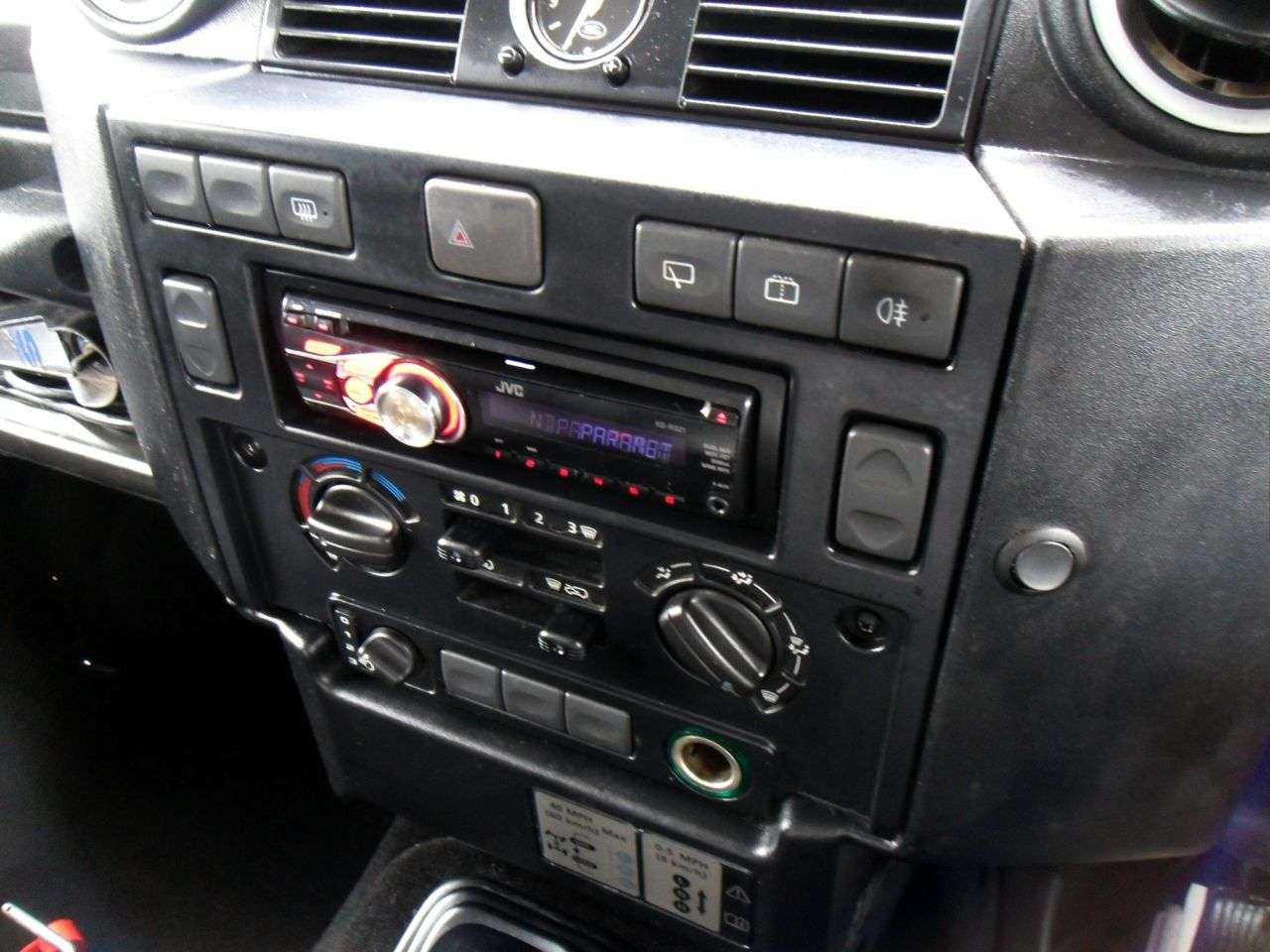 2012 LAND ROVER DEFENDER 2012 LAND ROVER DEFENDER