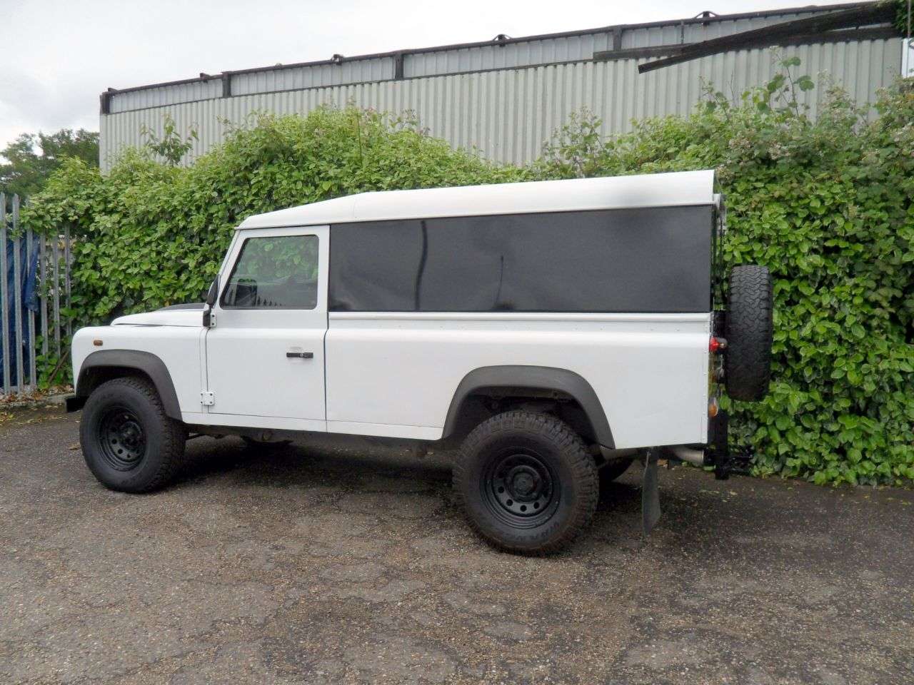 2012 LAND ROVER DEFENDER 2012 LAND ROVER DEFENDER