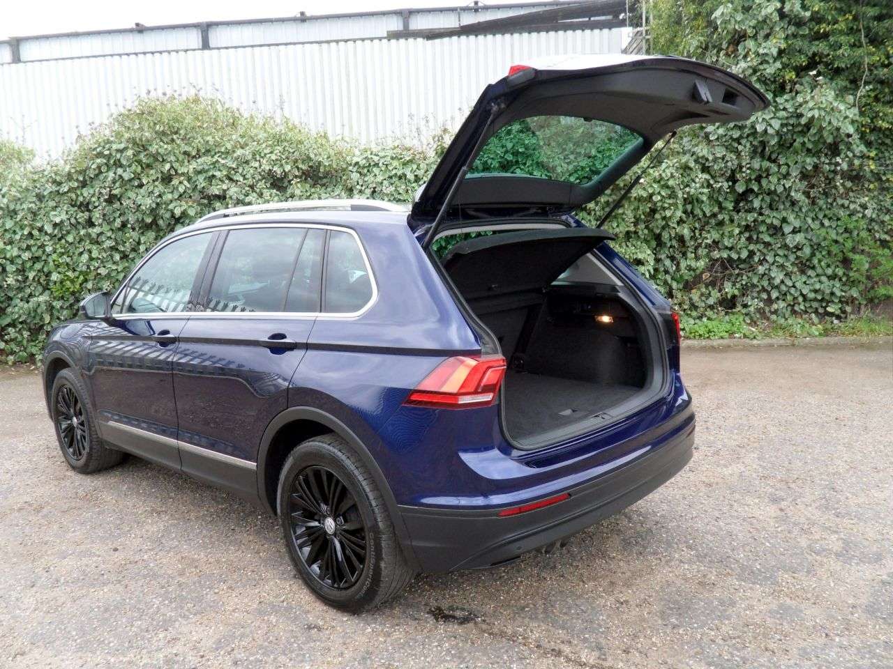 2018 VOLKSWAGEN TIGUAN 2018 VOLKSWAGEN TIGUAN