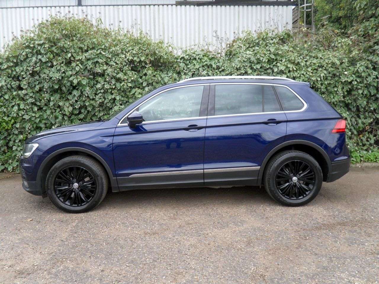 2018 VOLKSWAGEN TIGUAN 2018 VOLKSWAGEN TIGUAN