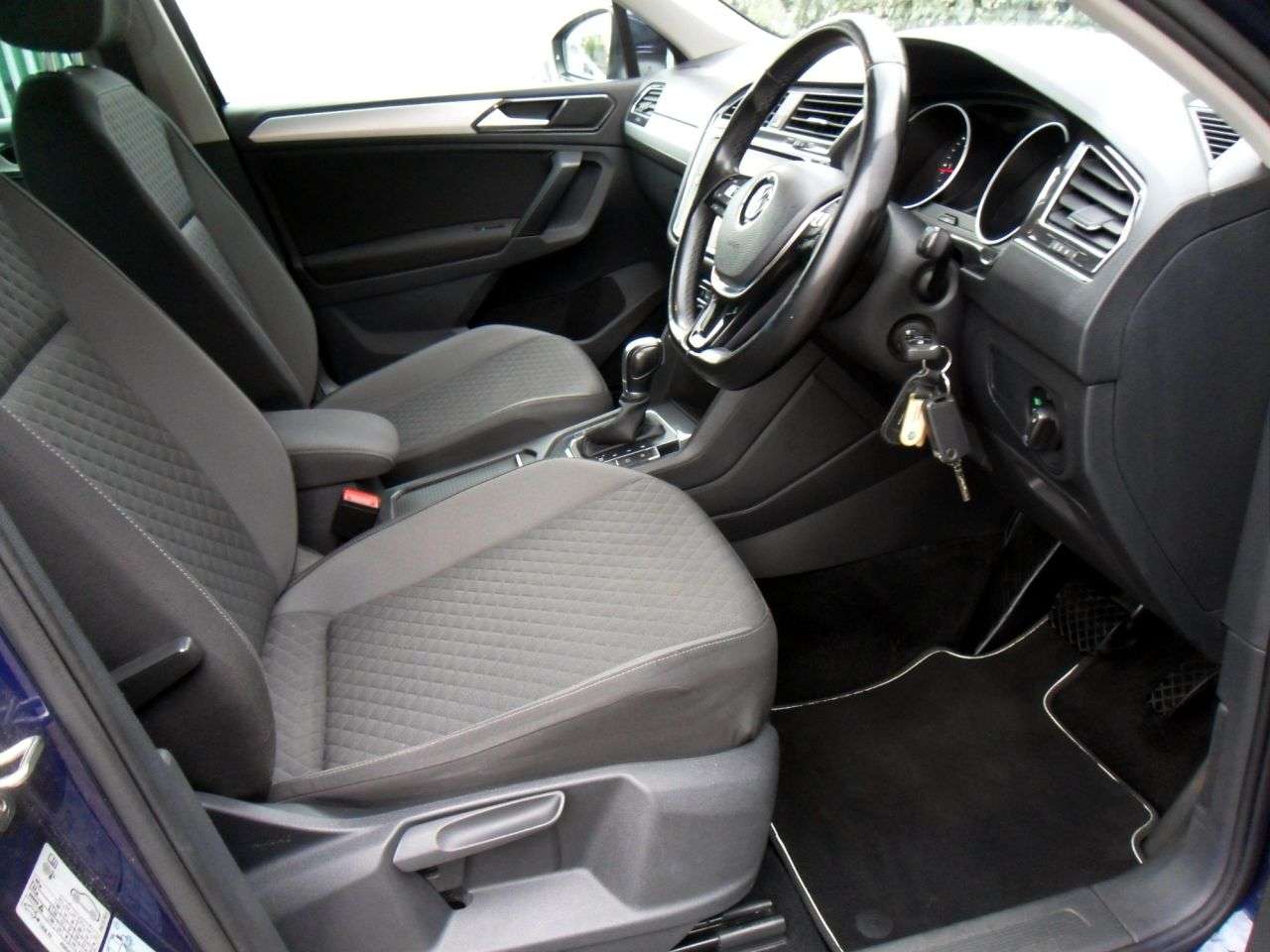 2018 VOLKSWAGEN TIGUAN 2018 VOLKSWAGEN TIGUAN