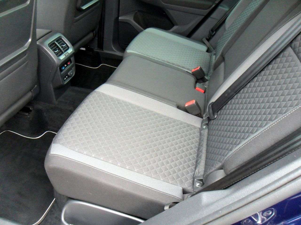 2018 VOLKSWAGEN TIGUAN 2018 VOLKSWAGEN TIGUAN
