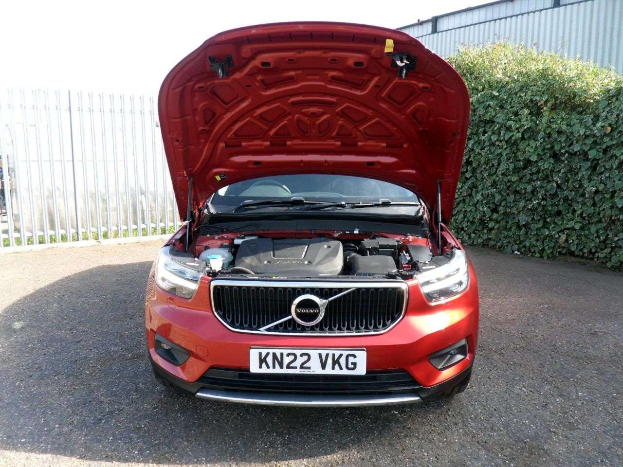 2022 VOLVO XC40 2022 VOLVO XC40