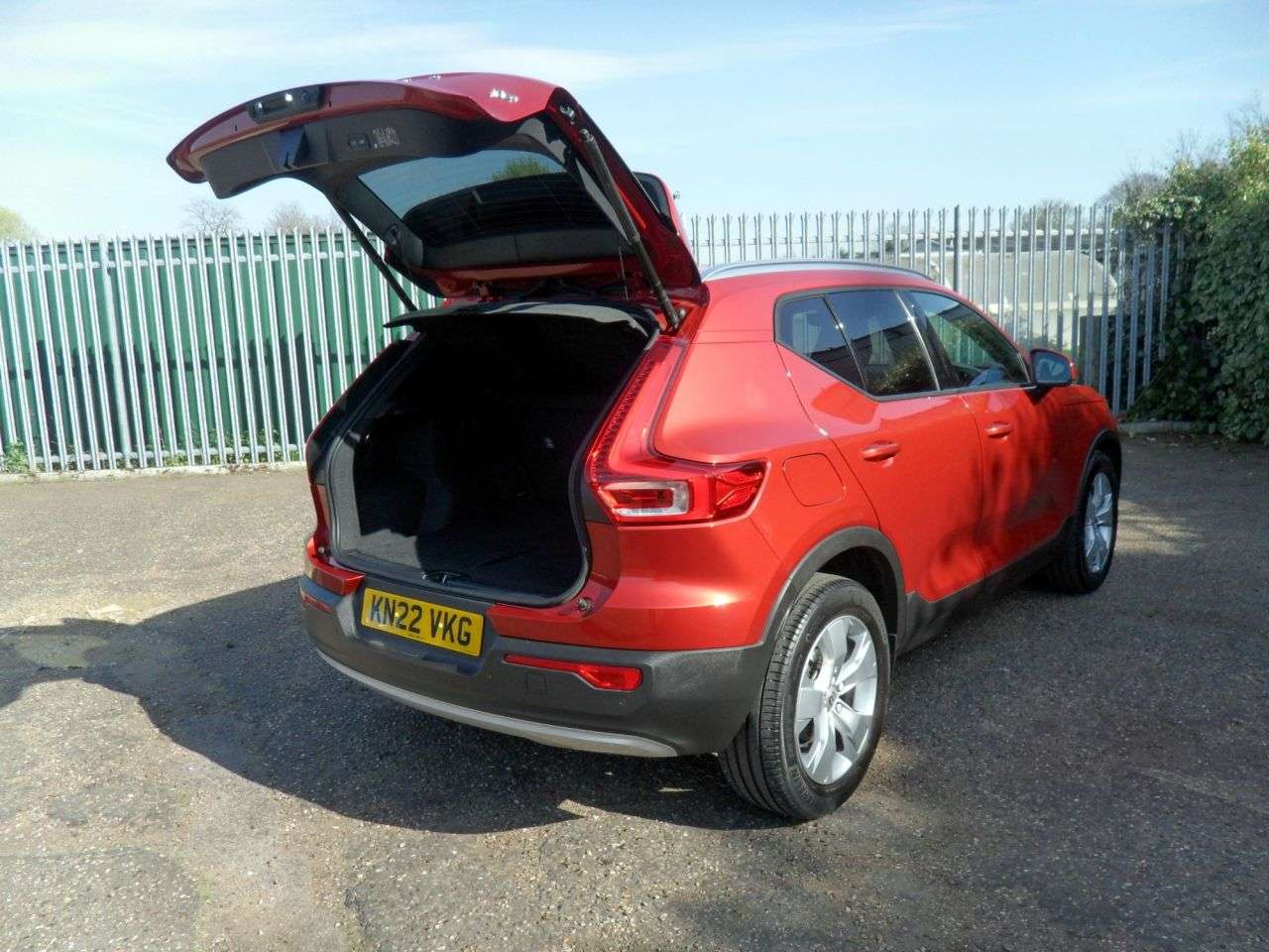 2022 VOLVO XC40 2022 VOLVO XC40