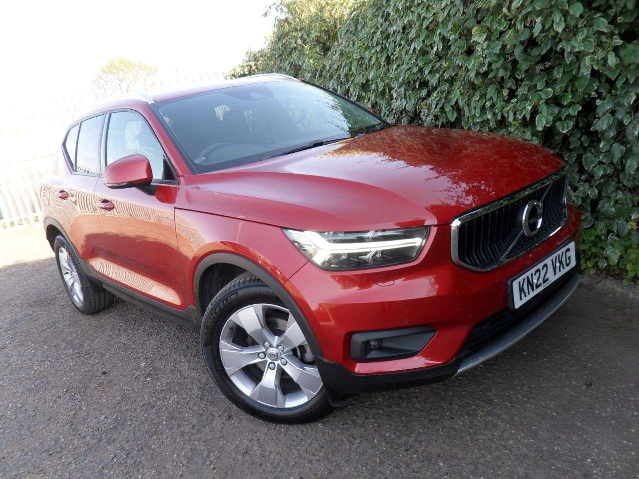 2022 VOLVO XC40 2022 VOLVO XC40