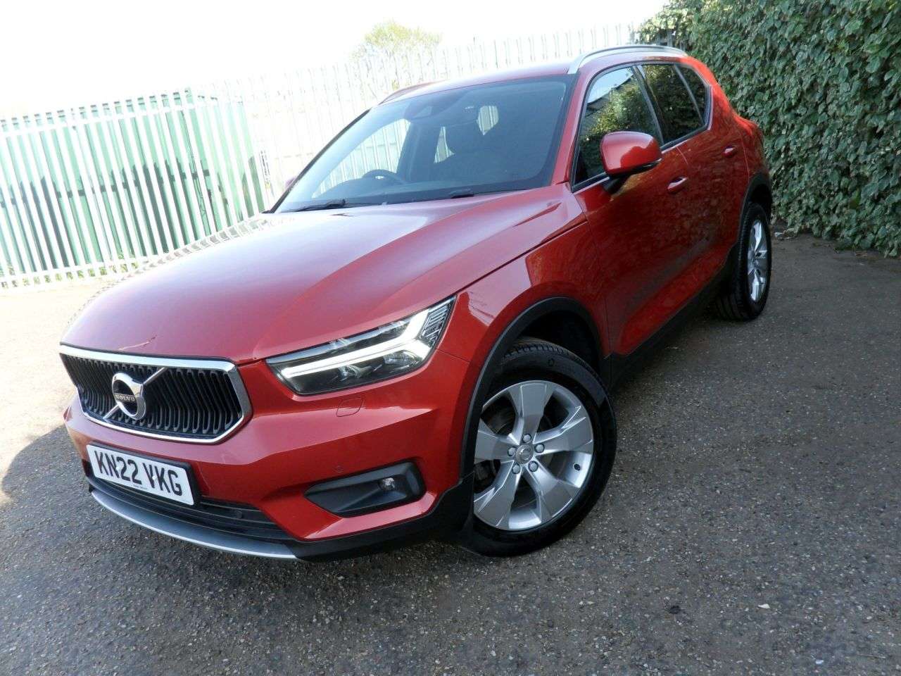 2022 VOLVO XC40 2022 VOLVO XC40