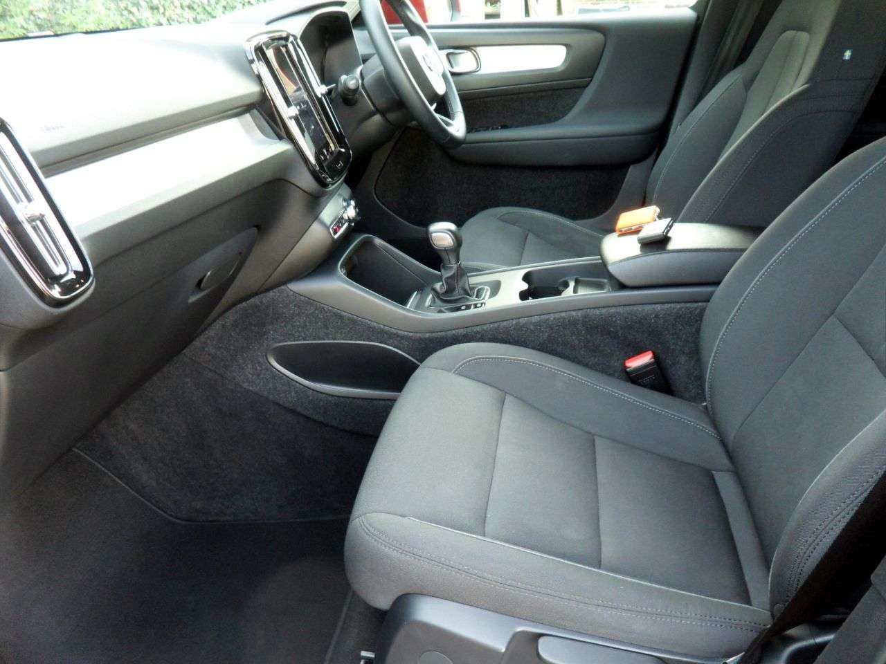 2022 VOLVO XC40 2022 VOLVO XC40