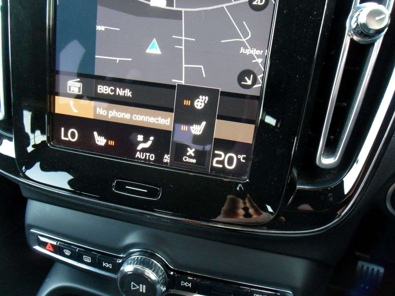 2022 VOLVO XC40 2022 VOLVO XC40