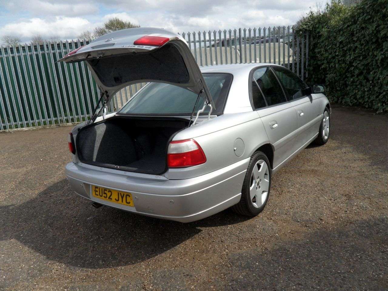 2002 VAUXHALL OMEGA 2002 VAUXHALL OMEGA