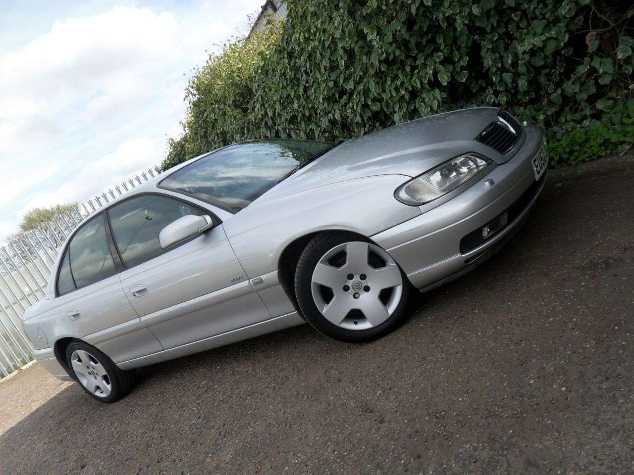2002 VAUXHALL OMEGA 2002 VAUXHALL OMEGA