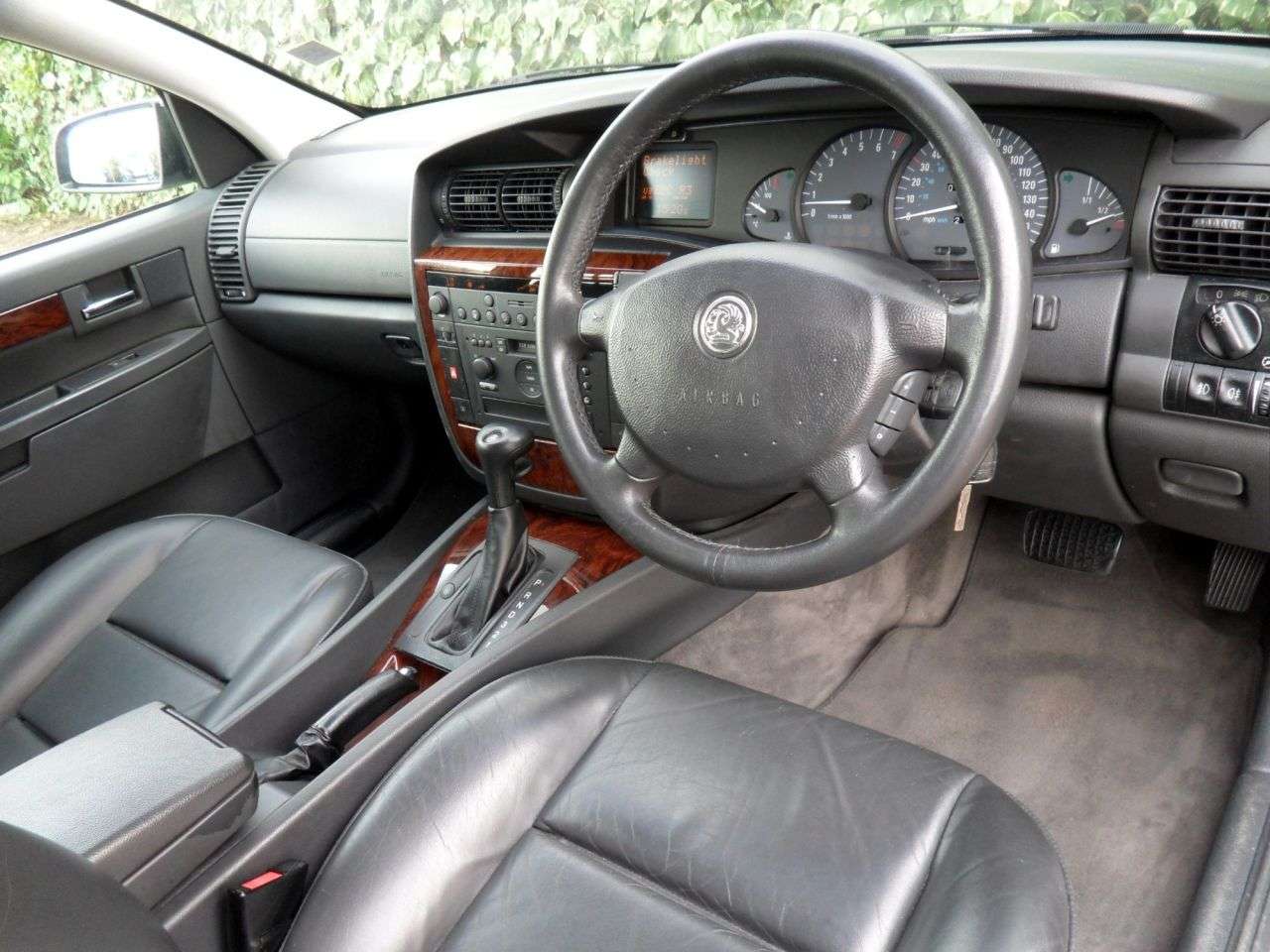 2002 VAUXHALL OMEGA 2002 VAUXHALL OMEGA