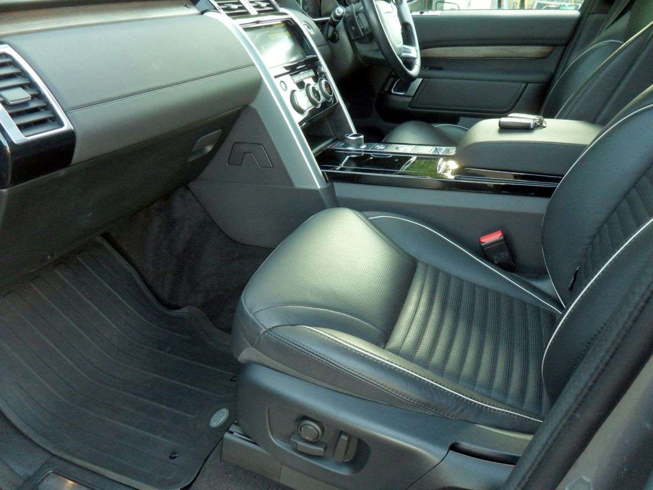 2020 LAND ROVER DISCOVERY 2020 LAND ROVER DISCOVERY