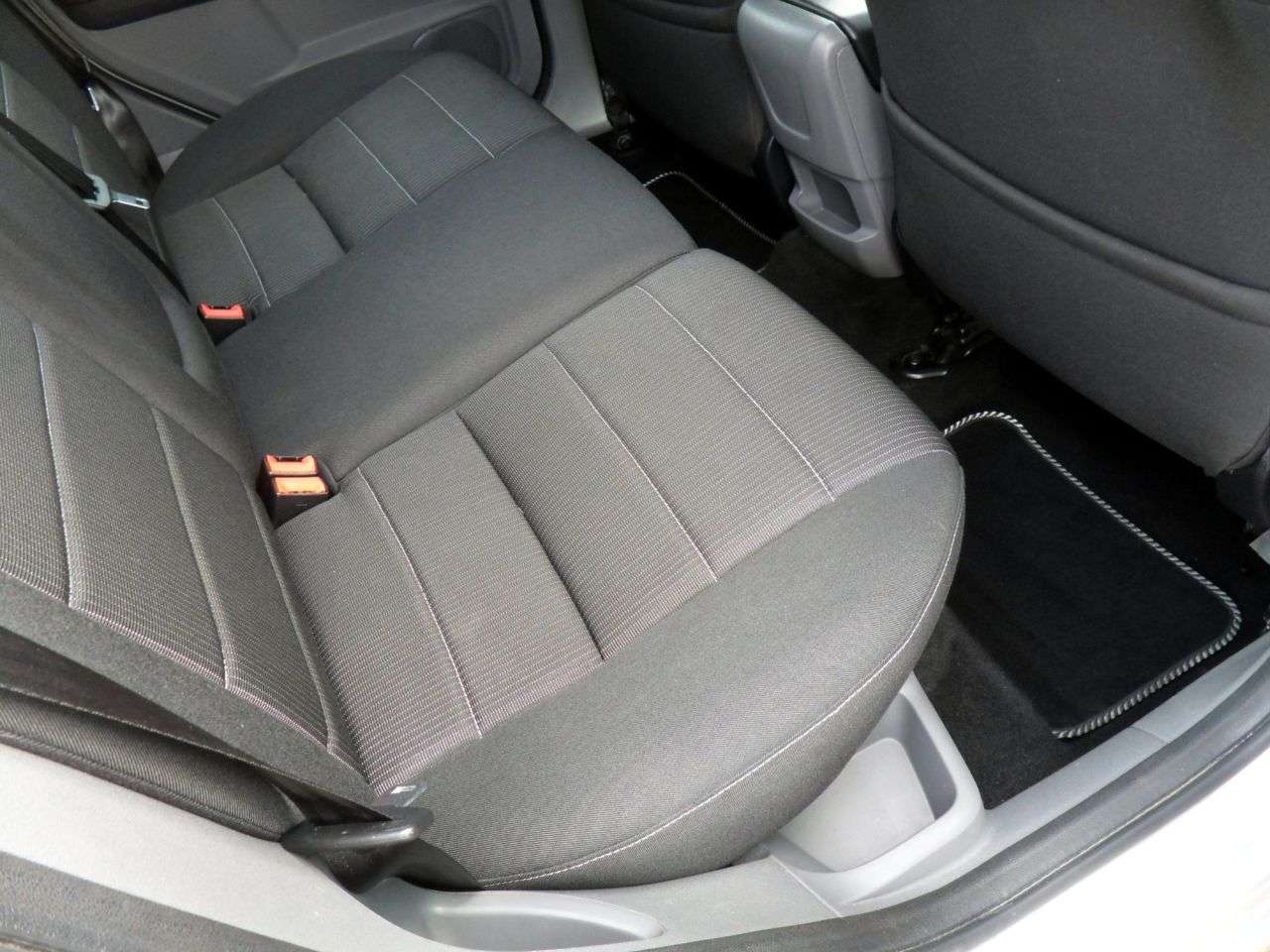 2010 FORD FOCUS 2010 FORD FOCUS