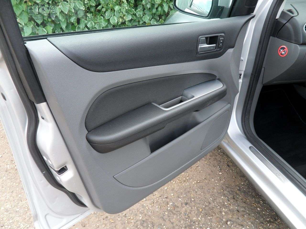 2010 FORD FOCUS 2010 FORD FOCUS