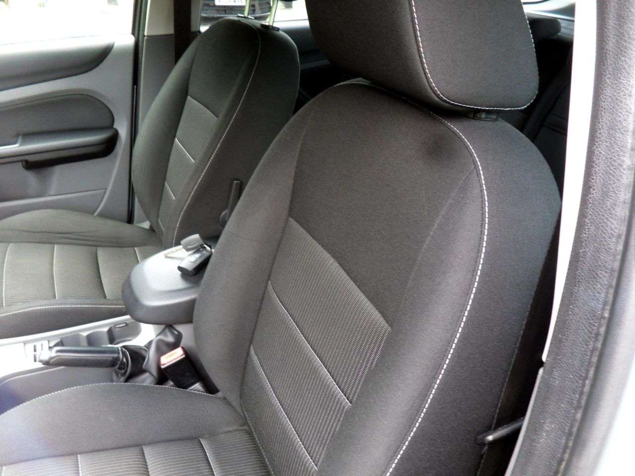 2010 FORD FOCUS 2010 FORD FOCUS