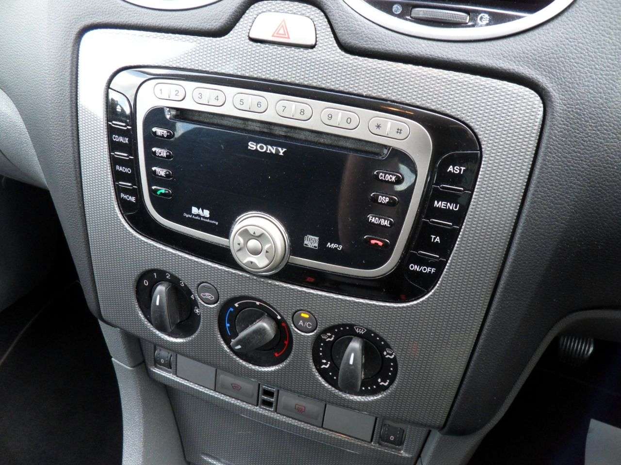 2010 FORD FOCUS 2010 FORD FOCUS