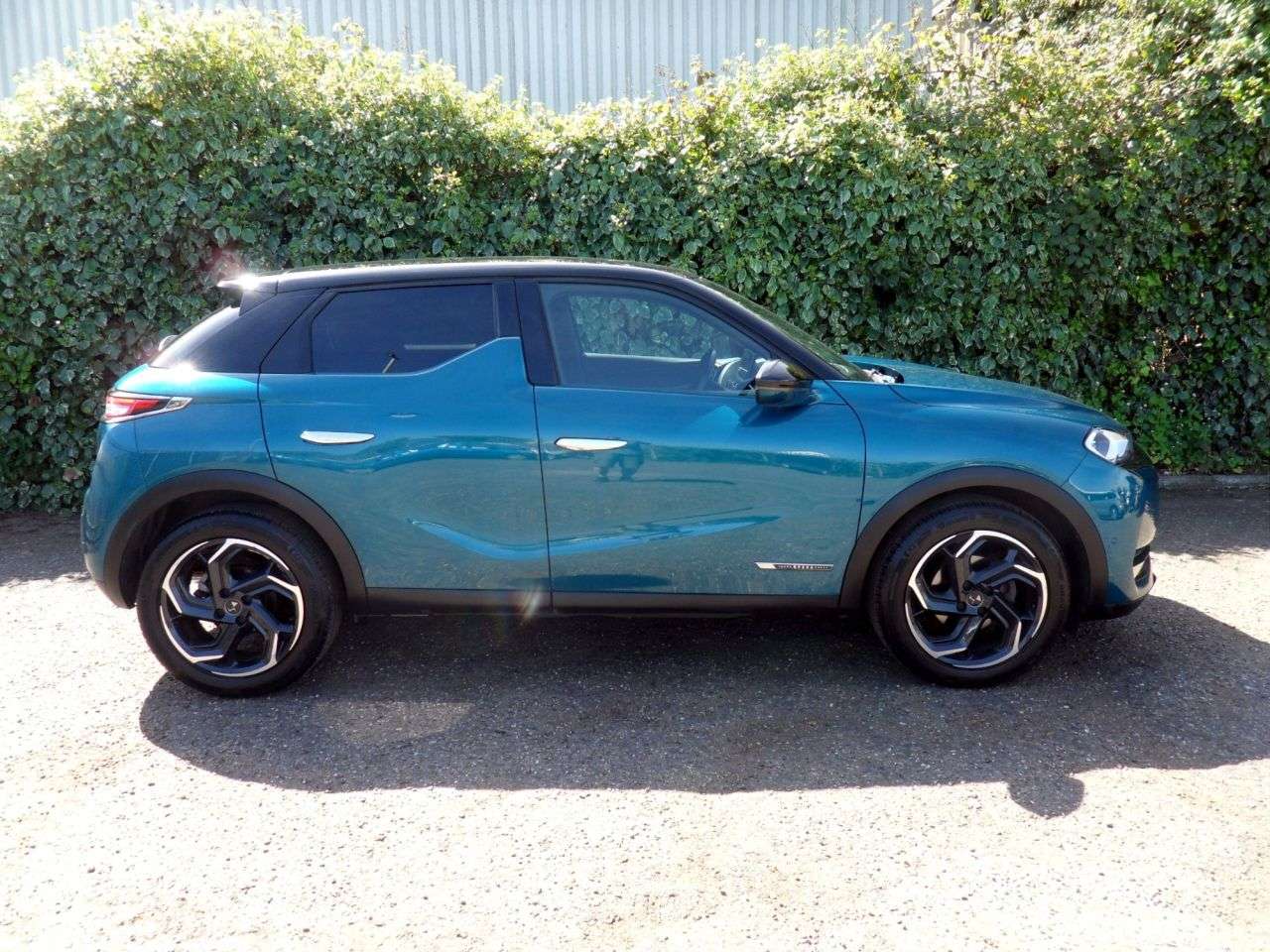 A 2020 DS AUTOMOBILES DS 3 CROSSBACK 1.2 PureTech Prestige Crossback 5dr Petrol Manual Euro 6 (s/s) (100 ps) Mil A 2020 DS AUTOMOBILES DS 3 CROSSBACK 1.2 PureTech Prestige Crossback 5dr Petrol Manual Euro 6 (s/s) (100 ps) Mil