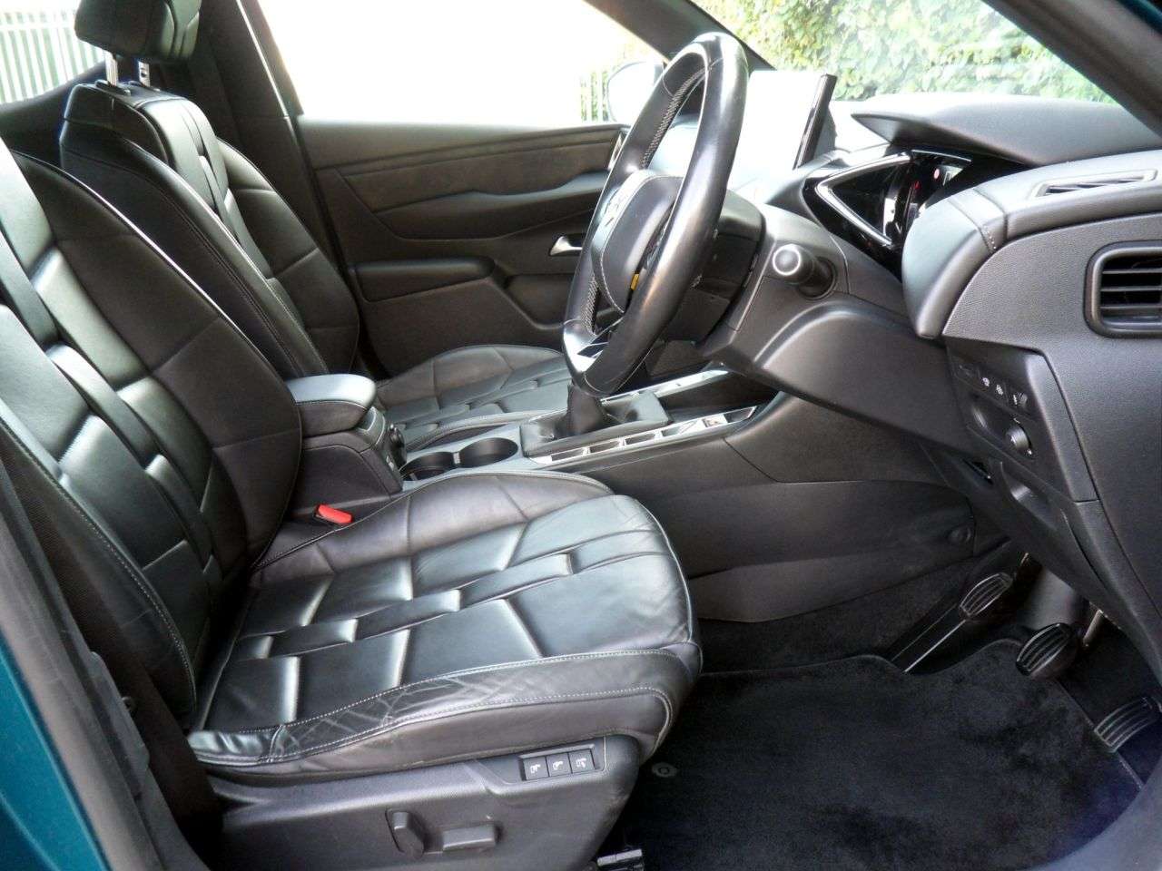 2020 DS AUTOMOBILES DS 3 CROSSBACK 2020 DS AUTOMOBILES DS 3 CROSSBACK