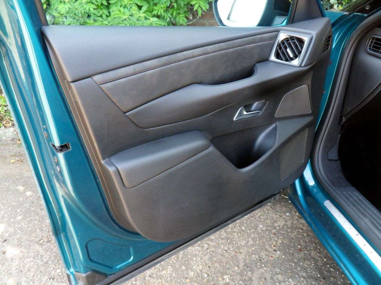 2020 DS AUTOMOBILES DS 3 CROSSBACK 2020 DS AUTOMOBILES DS 3 CROSSBACK