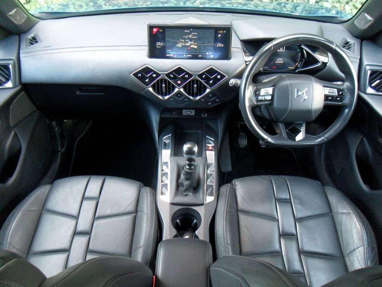 2020 DS AUTOMOBILES DS 3 CROSSBACK 2020 DS AUTOMOBILES DS 3 CROSSBACK