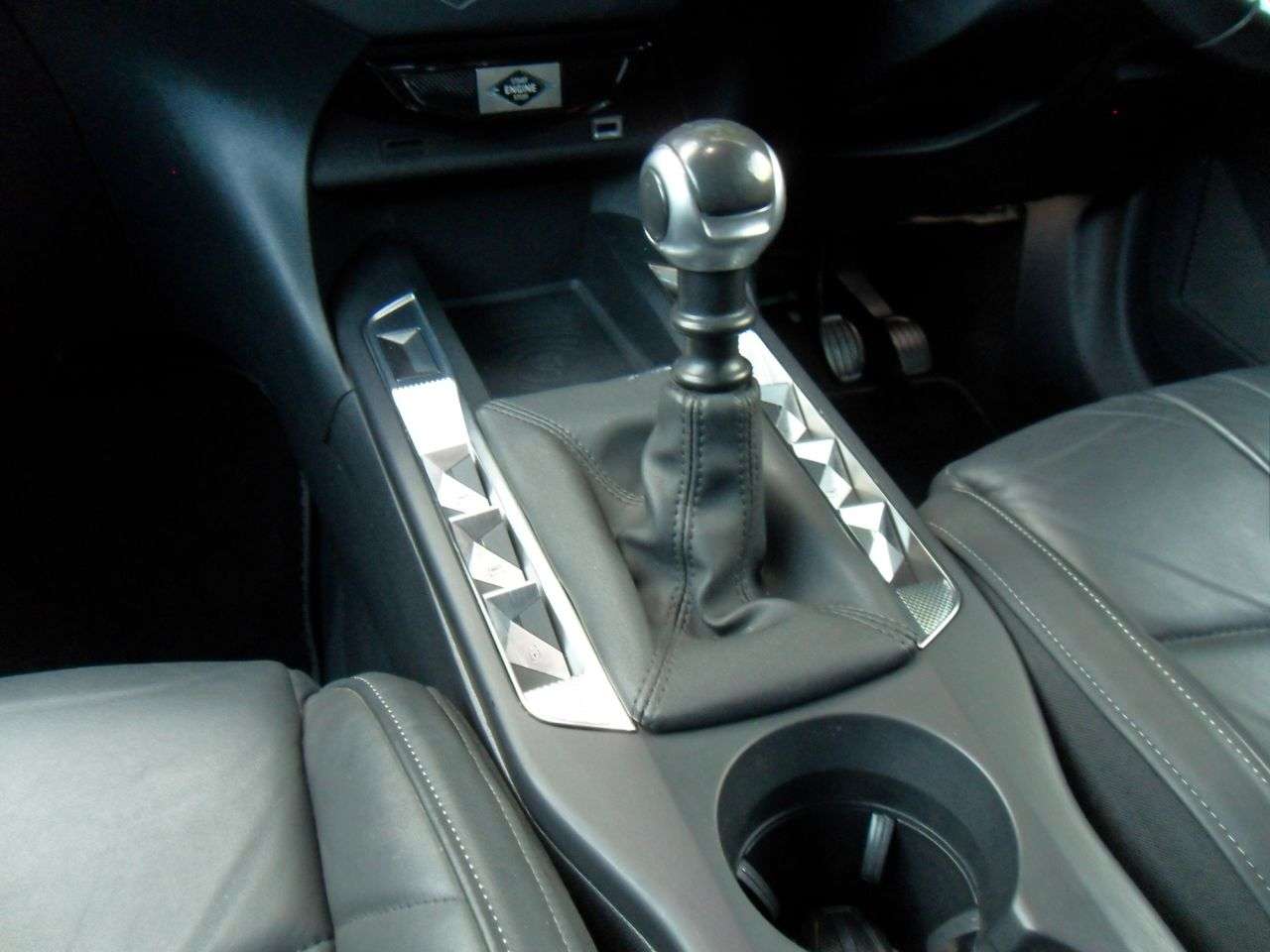 2020 DS AUTOMOBILES DS 3 CROSSBACK 2020 DS AUTOMOBILES DS 3 CROSSBACK