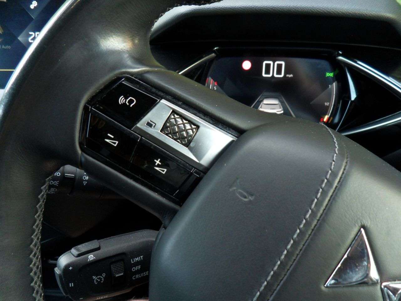 2020 DS AUTOMOBILES DS 3 CROSSBACK 2020 DS AUTOMOBILES DS 3 CROSSBACK