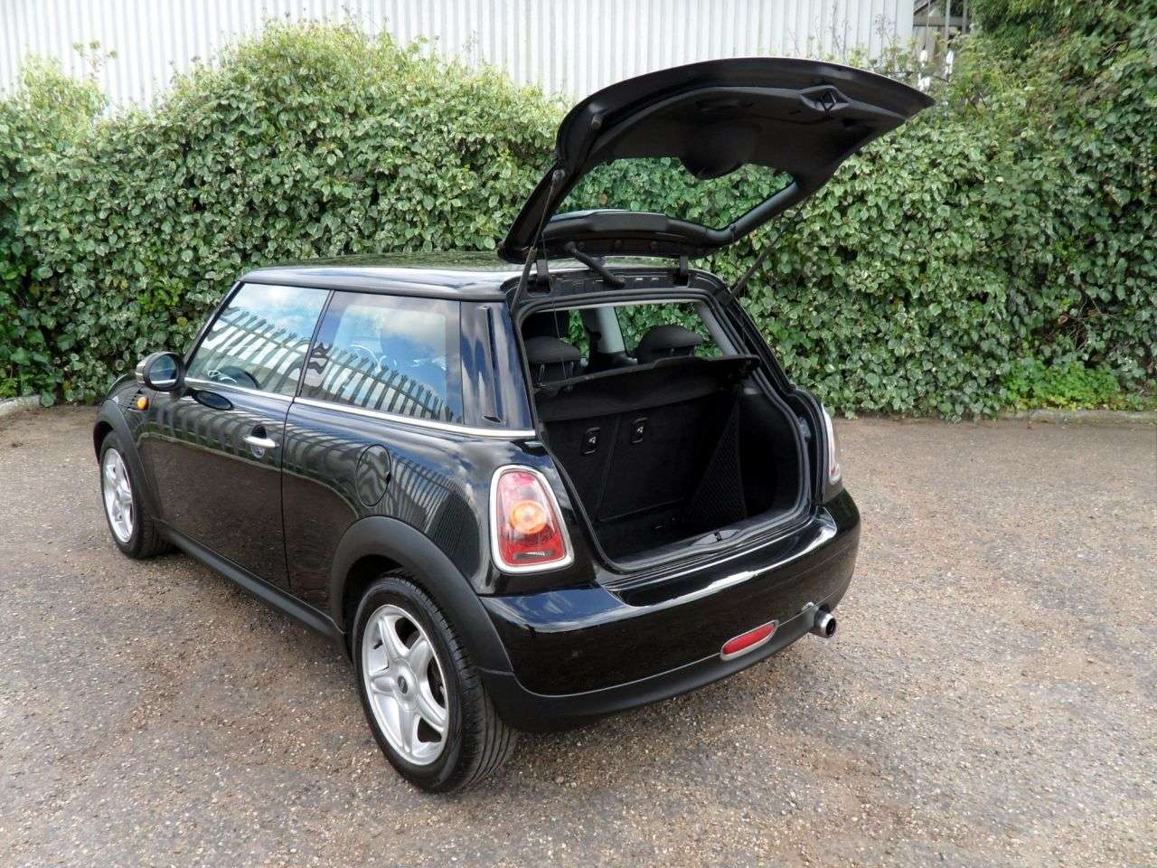 2009 MINI HATCH 2009 MINI HATCH