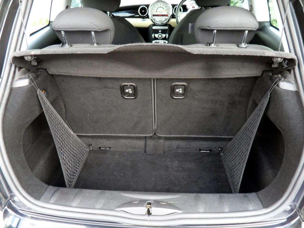 2009 MINI HATCH 2009 MINI HATCH