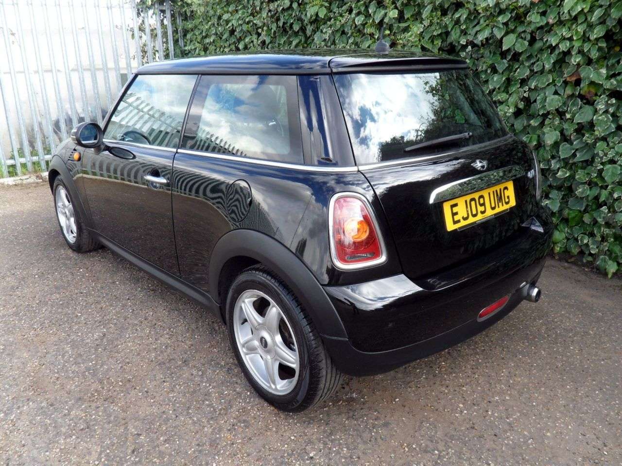 2009 MINI HATCH 2009 MINI HATCH