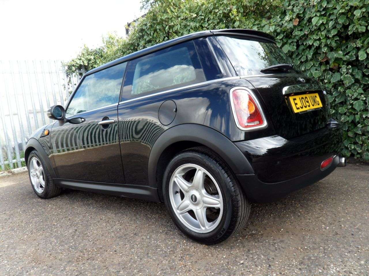 2009 MINI HATCH 2009 MINI HATCH