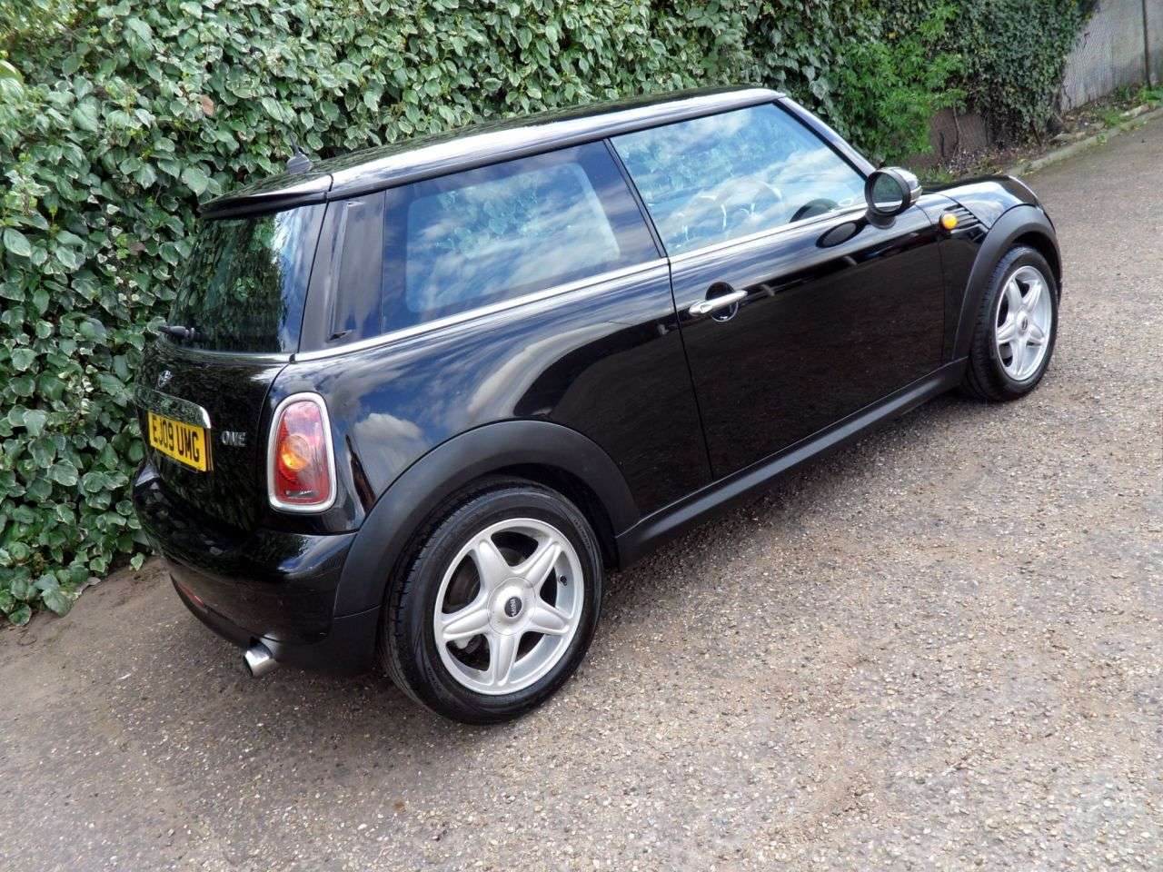 2009 MINI HATCH 2009 MINI HATCH
