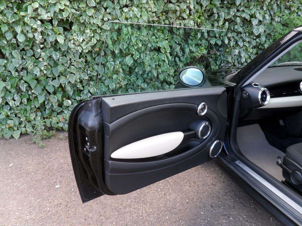 2009 MINI HATCH 2009 MINI HATCH
