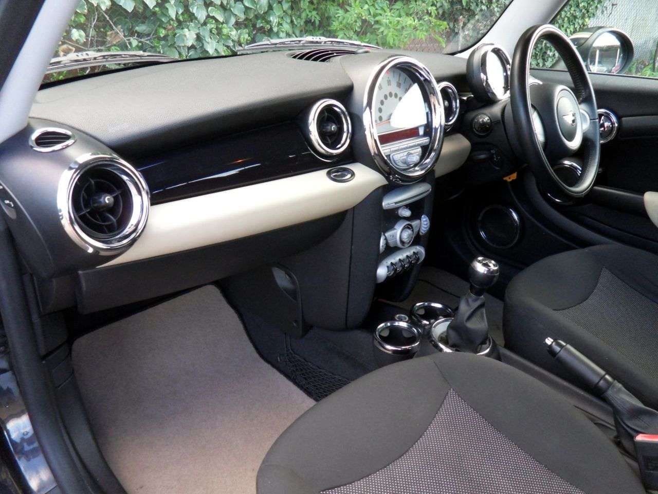2009 MINI HATCH 2009 MINI HATCH