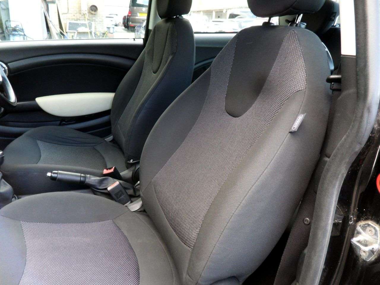 2009 MINI HATCH 2009 MINI HATCH