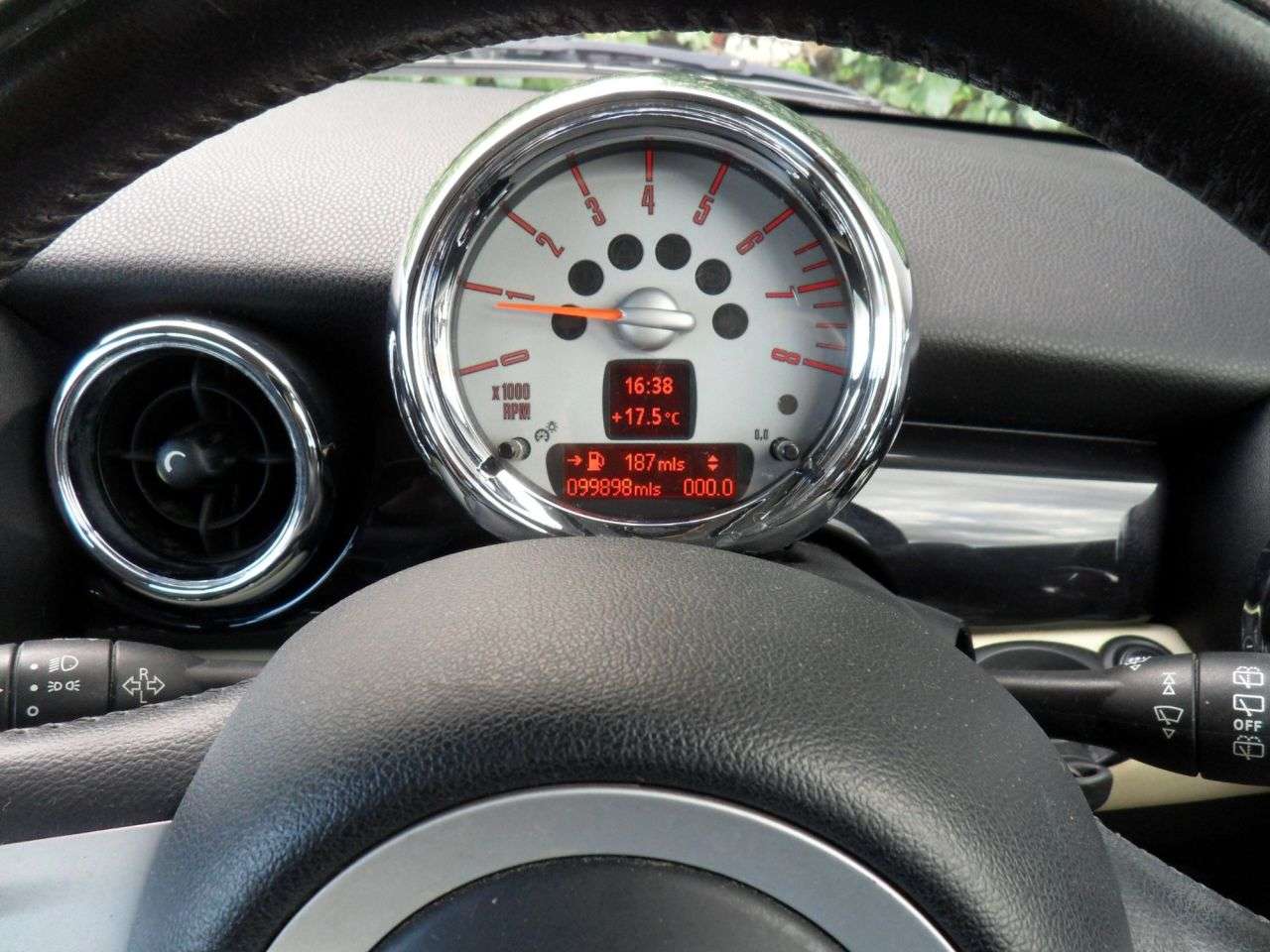 2009 MINI HATCH 2009 MINI HATCH