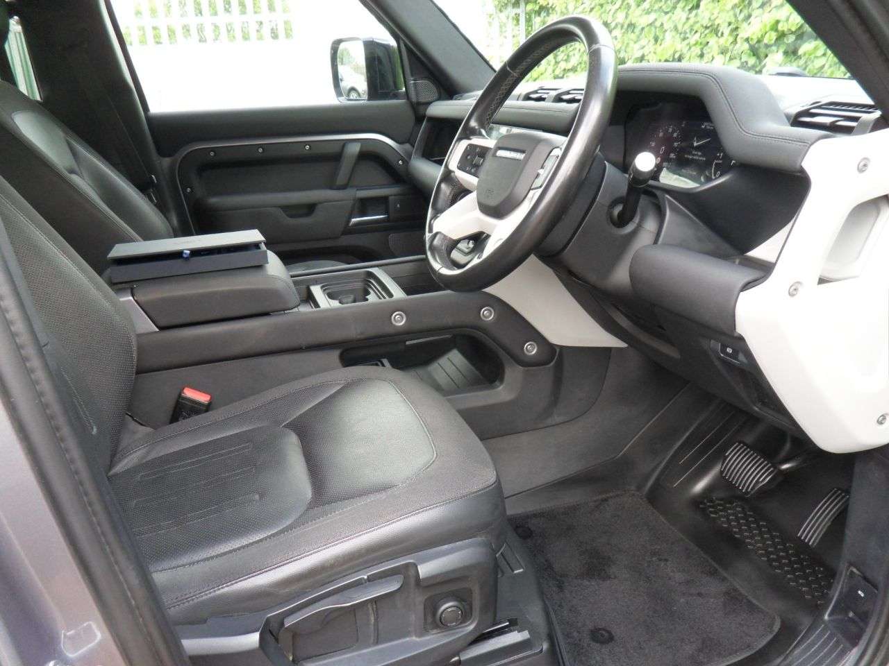 2020 LAND ROVER DEFENDER 110 2020 LAND ROVER DEFENDER 110