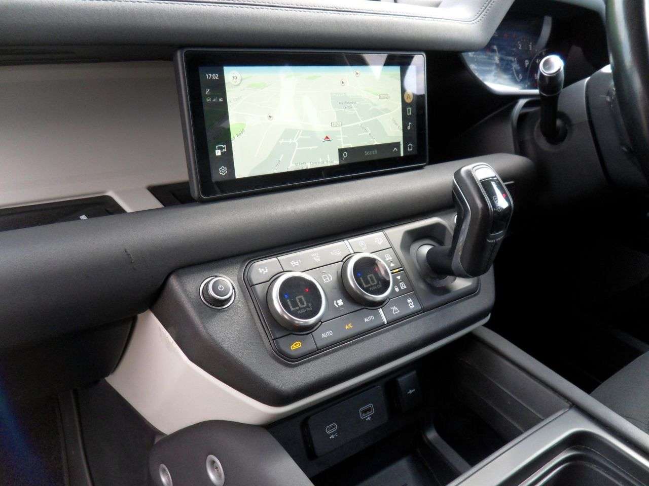 2020 LAND ROVER DEFENDER 110 2020 LAND ROVER DEFENDER 110