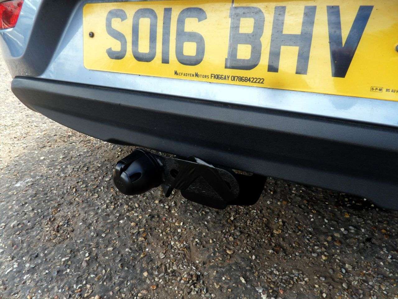 2016 VOLVO V40 2016 VOLVO V40