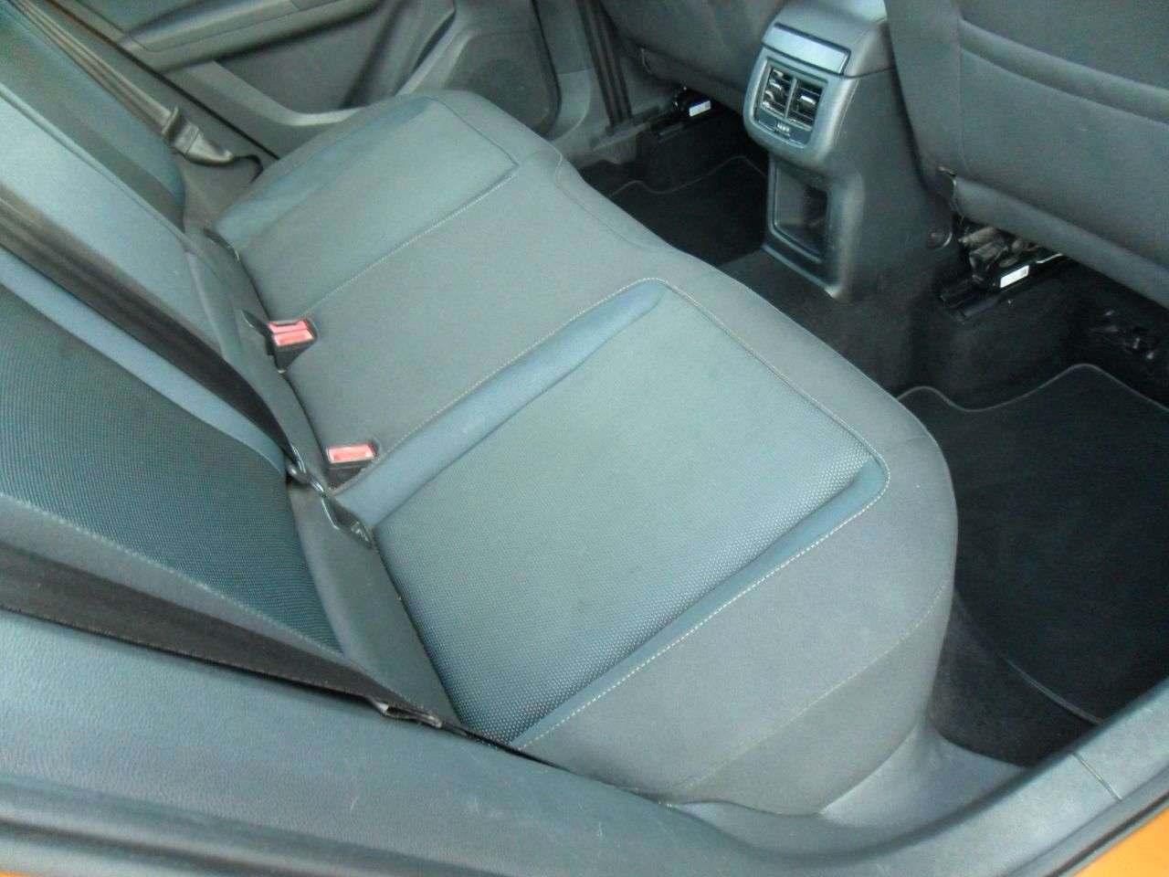 2017 SEAT ATECA 2017 SEAT ATECA