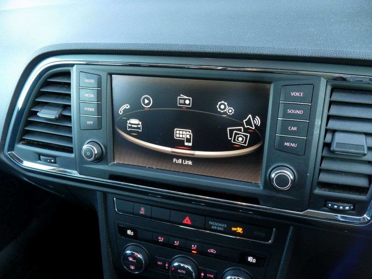 2017 SEAT ATECA 2017 SEAT ATECA