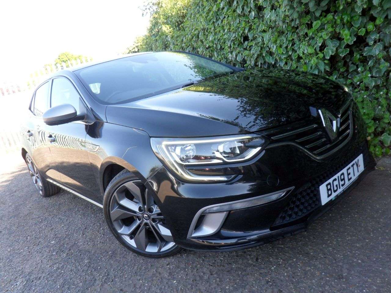 2019 RENAULT MEGANE 2019 RENAULT MEGANE